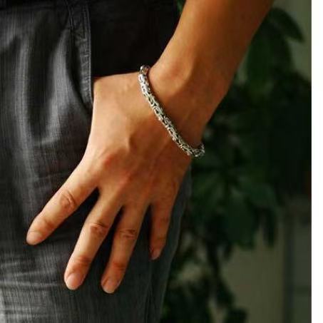 Rustic Weathered-style Faucet-shaped Bracelet